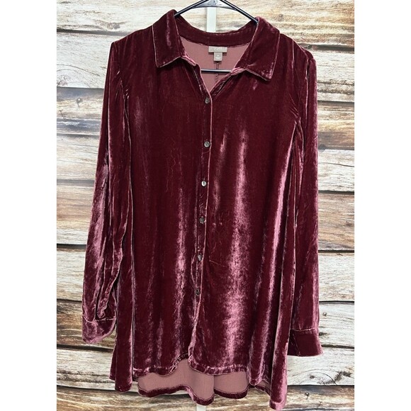 J. Jill Long Sleeve Button Front Shirt Womens Size Medium Pink Velour - Picture 1 of 8